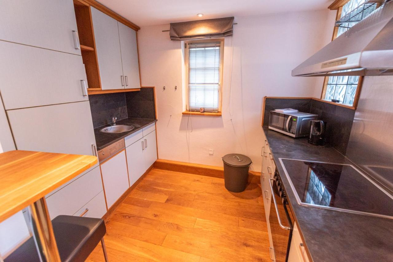 エルトフィレDesigner Unterkunft In 15. Jahrhundert Altbau 75 M² Fuer Max. 4 Personenアパートメント エクステリア 写真