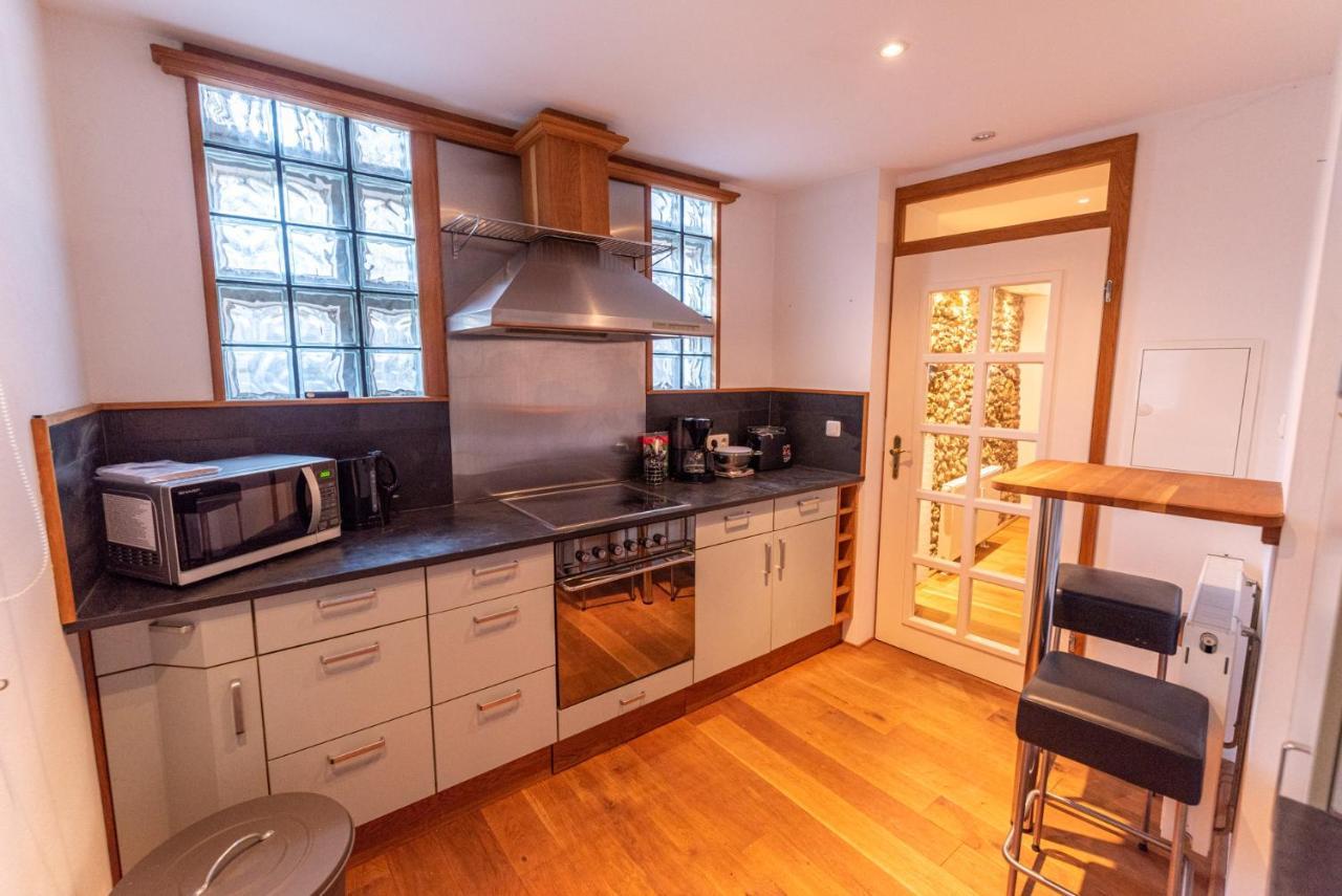 エルトフィレDesigner Unterkunft In 15. Jahrhundert Altbau 75 M² Fuer Max. 4 Personenアパートメント エクステリア 写真